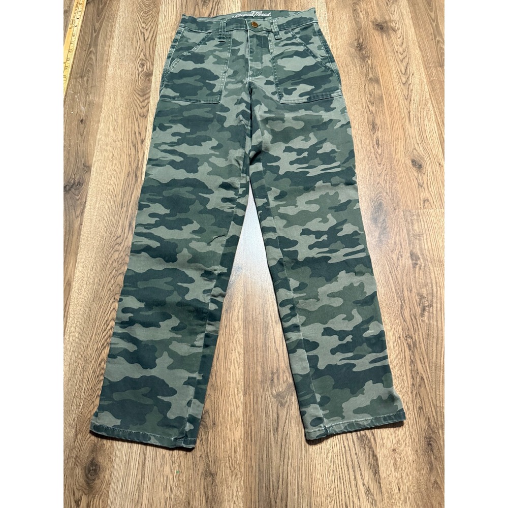 Universal Thread Straight Women Size 00 Green Camo High Rise Pants Utility